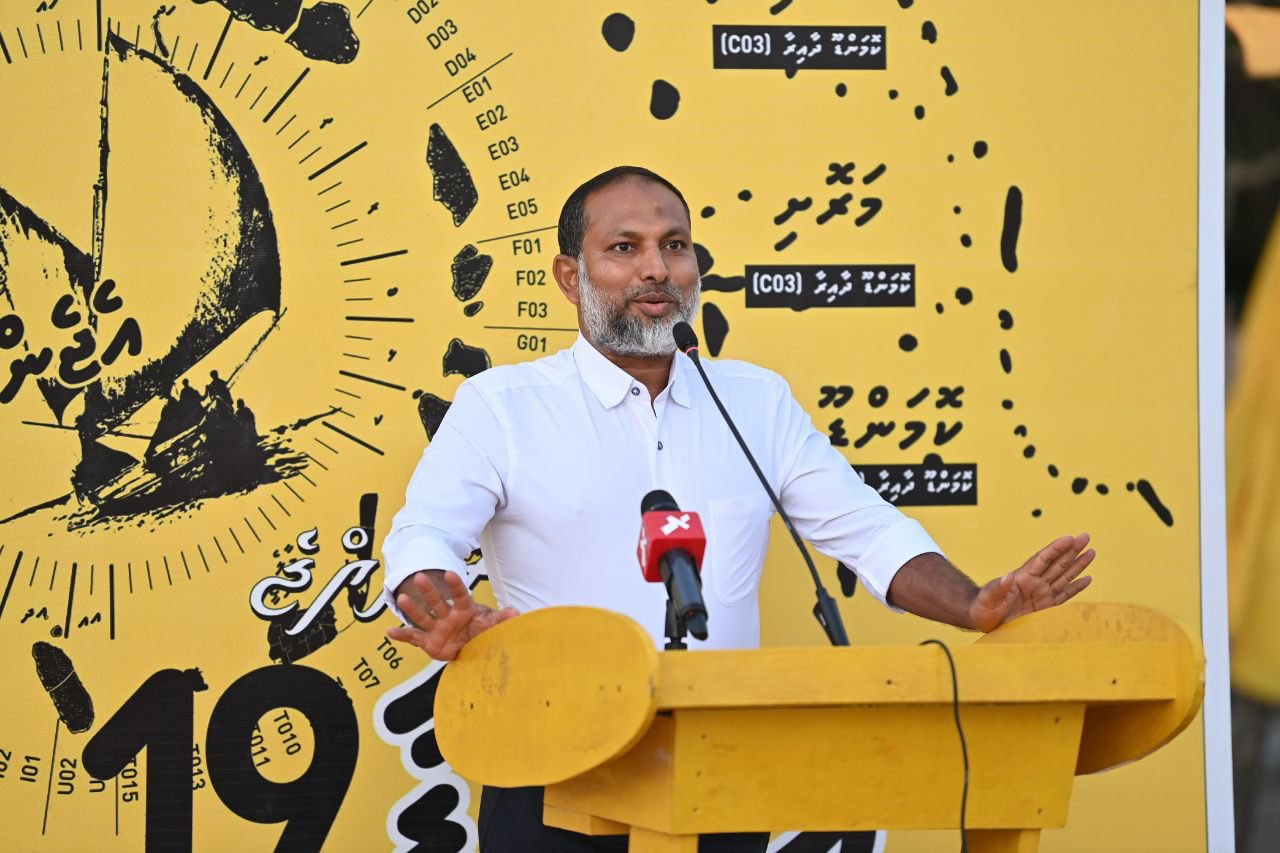 އިމްރާނަކީ ރިޝްވަތަށް ގުޑުވާލެވޭނެ ބޭފުޅެއް ނޫން: ޑރ. އިޔާޒް