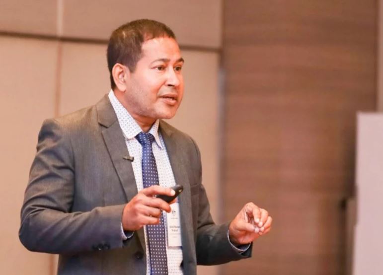 ޑރ. ހަންނާނުގެ ތާއީދުވެސް ރައީސް ސާލިހަށް