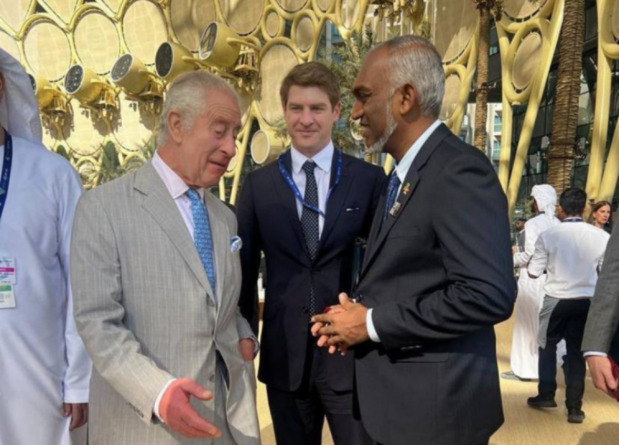 ރަސްގެފާނު ޗާލްސް އަށް އަވަސް ޝިފާއަކަށް ރައީސް އެދިވަޑައިގެންފި