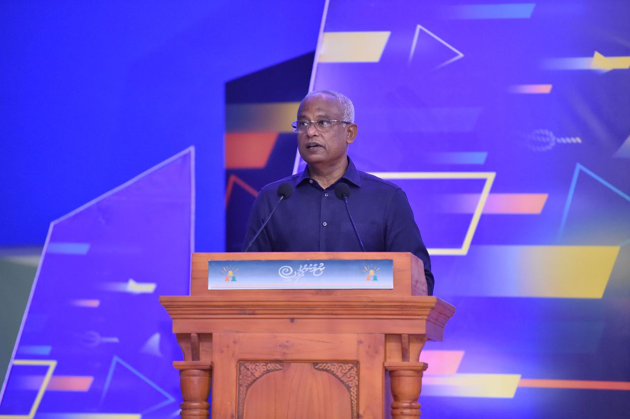 ވަޒީފާގެ ފުރުޞަތުތަކުގެ ބޭނުން ޒުވާނުން ހިފުމަށް ރައީސް އިލްތިމާސްކުރައްވައިފި