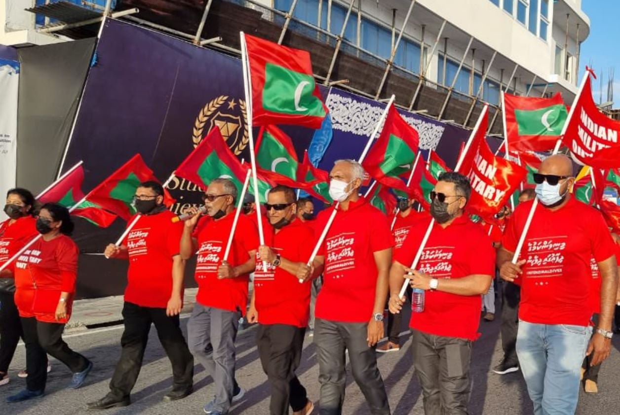 އިންޑިއާ އައުޓް ގޮވާތީ ސަރުކާރުން ވަރުގަދަ ބަޔާނެއް!