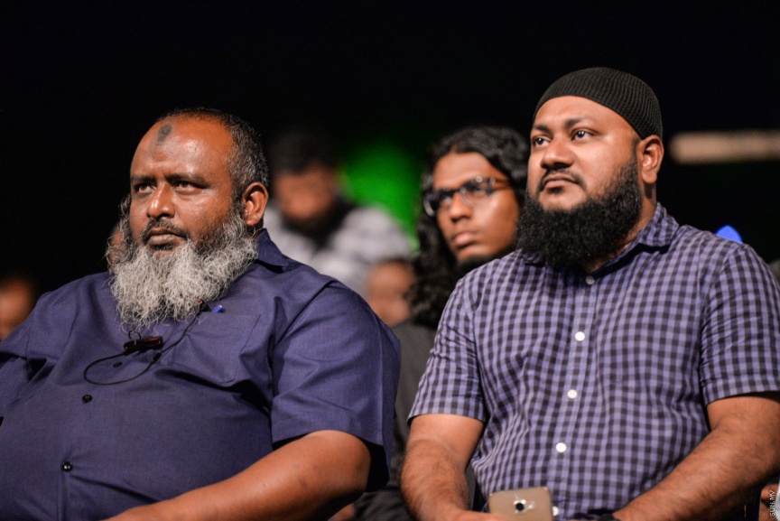 އިޔާޒާއި ޒައިދު ވިދާޅުވަނީ އެޗްޕީއޭގެ އިތުބާރު ގެއްލިއްޖެކަމަށް!
