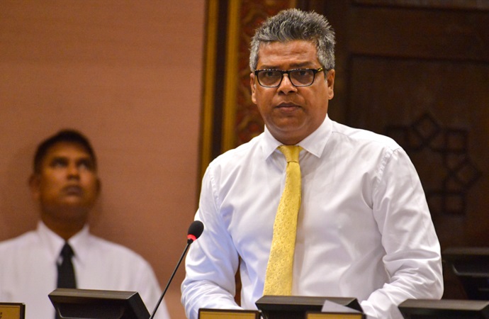 މުޒާހަރާގައި ހިނގާކަންކަމުގެ ޒިންމާ ނަގަންޖެހޭނީ ރާވާބަޔަކު، ފުލުހުންނާ ކުރިމަތިނުލެވޭނެ: މޫސަ