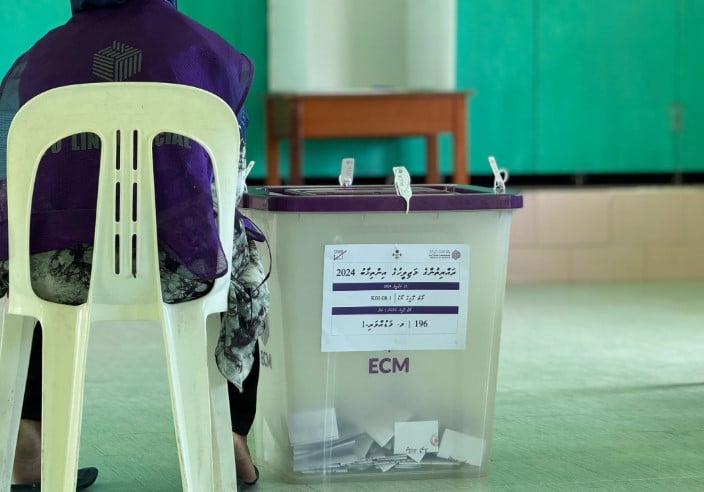 ވޯޓާ ގުޅޭ މައްސަލަތަކުގައި ހައްޔަރުކުރި އެންމެން ދޫކޮށްލައިފި