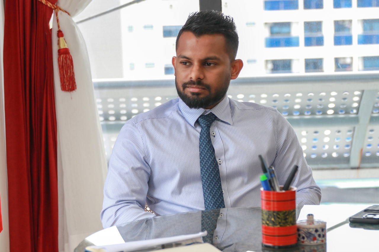 ޝަމްއާންގެ މައްޗަށް ދައުވާ ކުރަން ފޮނުވައިިފި