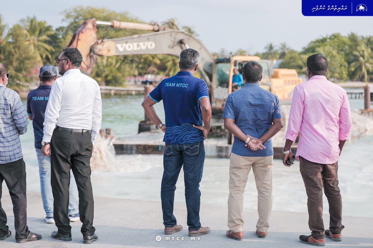 ބާރަށު ބަނދަރު ފުންކުރުން: ޢަމަލީ މަސައްކަތް މިއަދު ފަށައިފި