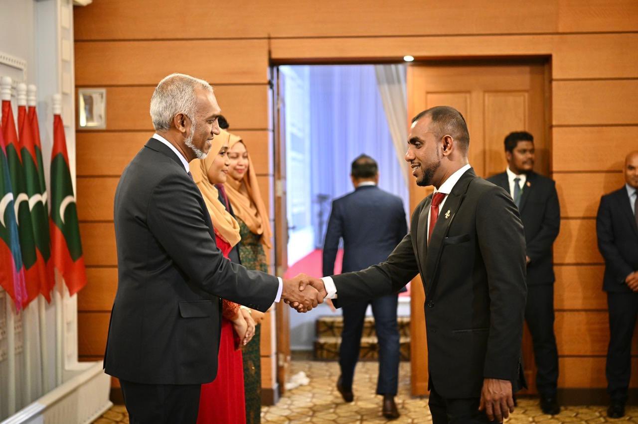 މަލީހާއި ޑރ. ޖަމީލަށް މިއަދު އޮތީ ސިޔާސީ ހަގީގަތް ގަބޫލުކޮށްގެން ތިބުން: ފައިސަލް