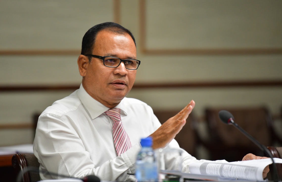 ކަނޑުމަތީގެ ހާދިސާތައް މަދުކުރަން ސަރުކާރުން މަސައްކަތެއް ނުކުރޭ: އާދަމް ޝަރީފް