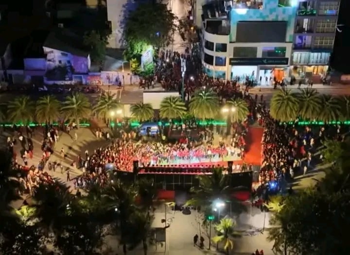 ގައުމީ ލޯތްބަށްވުރެ ސިޔާސީ ފޯރި މާ ގަދަ: ގައުމީ ޓީމަށް ކީ ފިނި މަރުހަބާއެއް!