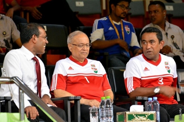 ޕީޕީއެމްގެ ޝަރުތަކީ ސަރުކާރަށް ތާއީދުނުކުރަށްވާކަން މީޑިއާގެ ކުރިމަތީގައި ރައީސް ނަޝީދު ހާމަކުރެއްވުން