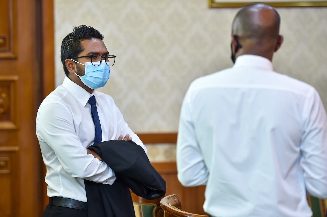 ސިޔާސީ މަންފާއަށް ވަކީލުންގެ އަޚުލާގީ މިންގަނޑު ގުރުބާން ކުރުމަކީ ދެރަކަމެއް: ހަމްދާން