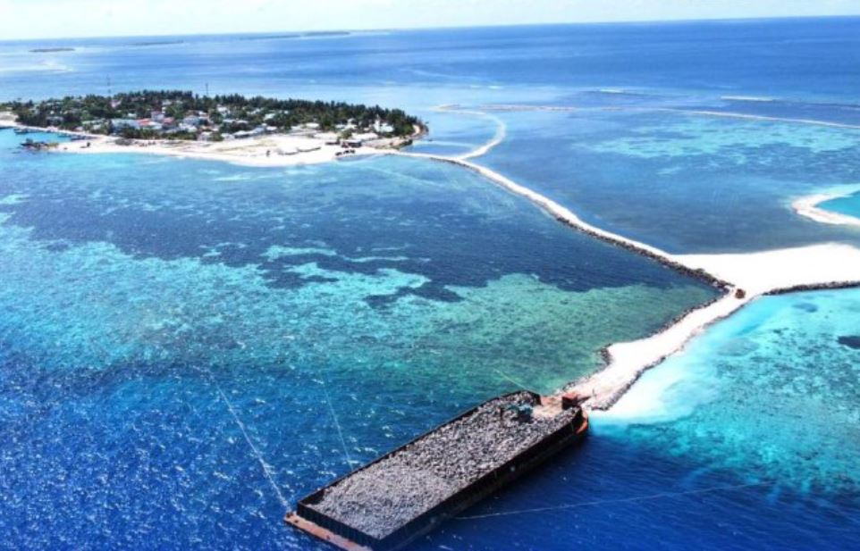 ދާންދޫ ގޮނޑުދޮށް ހިމާޔަތްކުރުމަށް ބޭނުންވާ ބޮޑުހިލައިގެ 2 ވަނަ ޝިޕްމަންޓް ގެންގޮސްފި