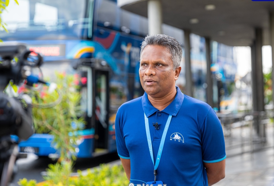 ހުރިހާ ބަސް ސްޓޮޕްތައް މިއަހަރު ހިޔާކޮށް ނިއްމާލެވޭނެ: އާޒިމް