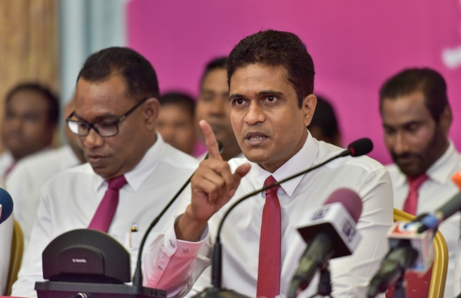 ދަޢުވާއަށް ޖަވާބުދާރީވުމަށް ނިހާނަށް އިތުރު ފުރުސަތެއް ދީފި