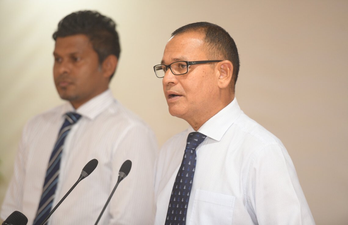 ސުޕްރީމް ކޯޓުން ގެންނަން އުޅުނު ބަޣާވާތުގެ އިންކުއަރީއެއް ހަދަންޖެހޭ: އާދަމް ޝަރީފް