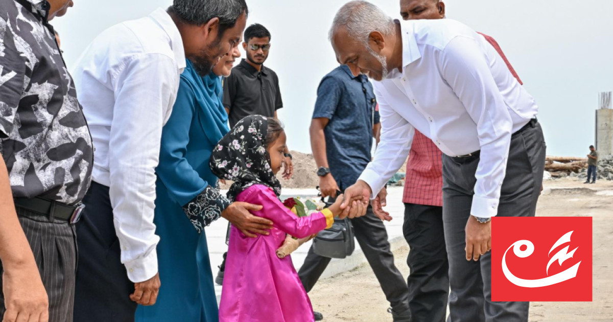 Ras Online - ބ. އަތޮޅަށް ކުރެއްވި ދަތުރުފުޅަށްފަހު ރައީސް މާލެވަޑައިގެންފި