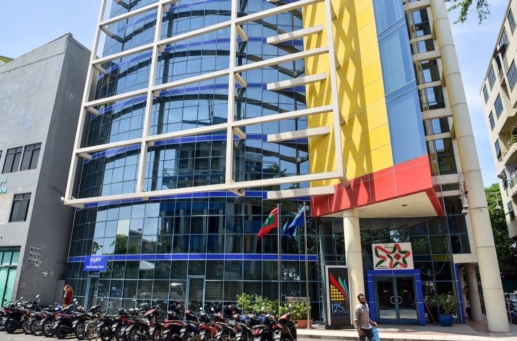 އަމިއްލަ ބޭނުމަށް ގެންނަ ތަކެތީގެ ތެރެއިން ވެސް ބައެއް ބާވަތްތަކުން ޑިއުޓީ ނަގަން ފަށަނީ