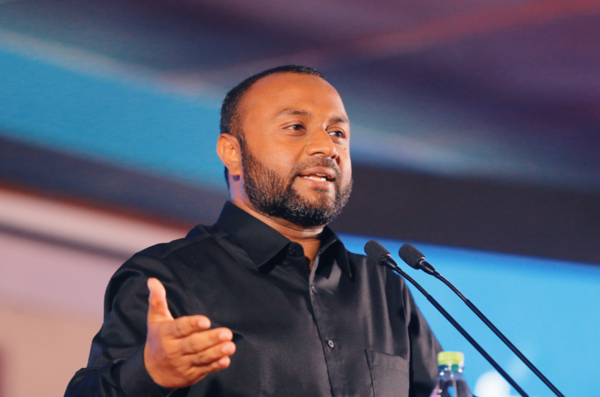 ސަގާފީ ކުޅިވަރުގެ ނަމުގައި ކުރާ މުންކަރާތްތަކާއި، ބަދުއަޚުލާގީ ކަންކަމުން ދުރުވާންޖެހޭ: ޝަހީމް