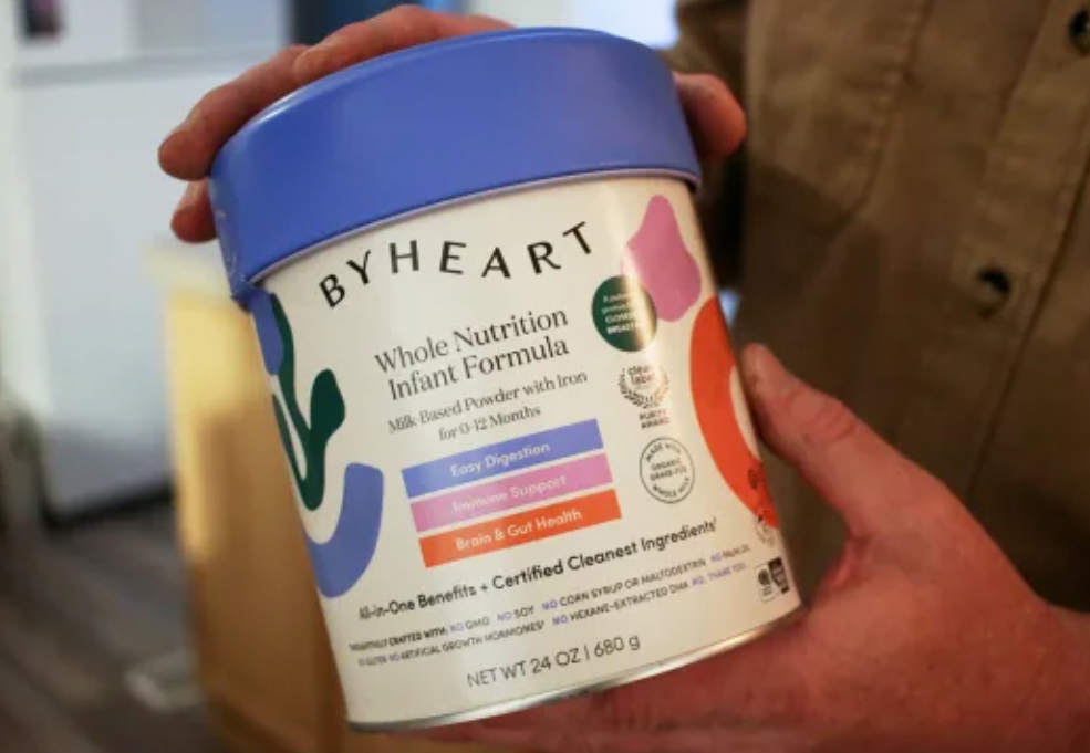 ކުޑަކުދިންނަށް ދޭ ފޯމިއުލާއަކުން ޖަރާސީމެއް ފެނުމުން ވިއްކުން މަނާކޮށްފި