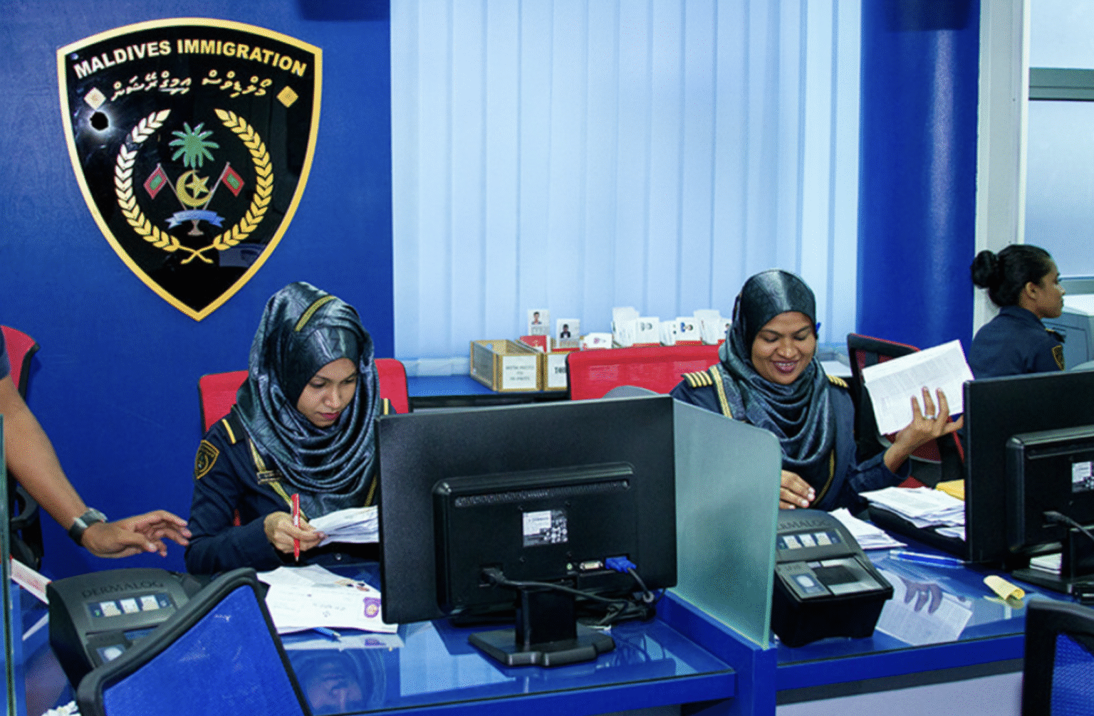 ޕާސްޕޯޓުގެ މުއްދަތު ހަމަވުމުގެ 6 މަސްކުރިން ފޯނަށް މެސެޖެއް ފޮނުވަނީ