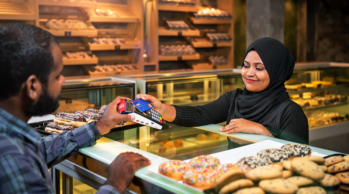 ބީއެމްއެލްގެ ކާޑުތަކުން ވިޔަފާރި ކޮށްގެން ބޮޑެތި ޑިސްކައުންޓް