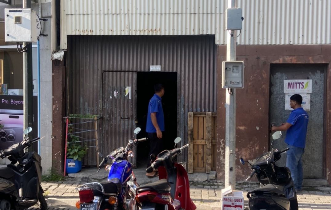 މާލޭގައި ކެމިކަލް ގުދަނެއް ހުރި މައްސަލަ ބަލަން ފަށައިފި