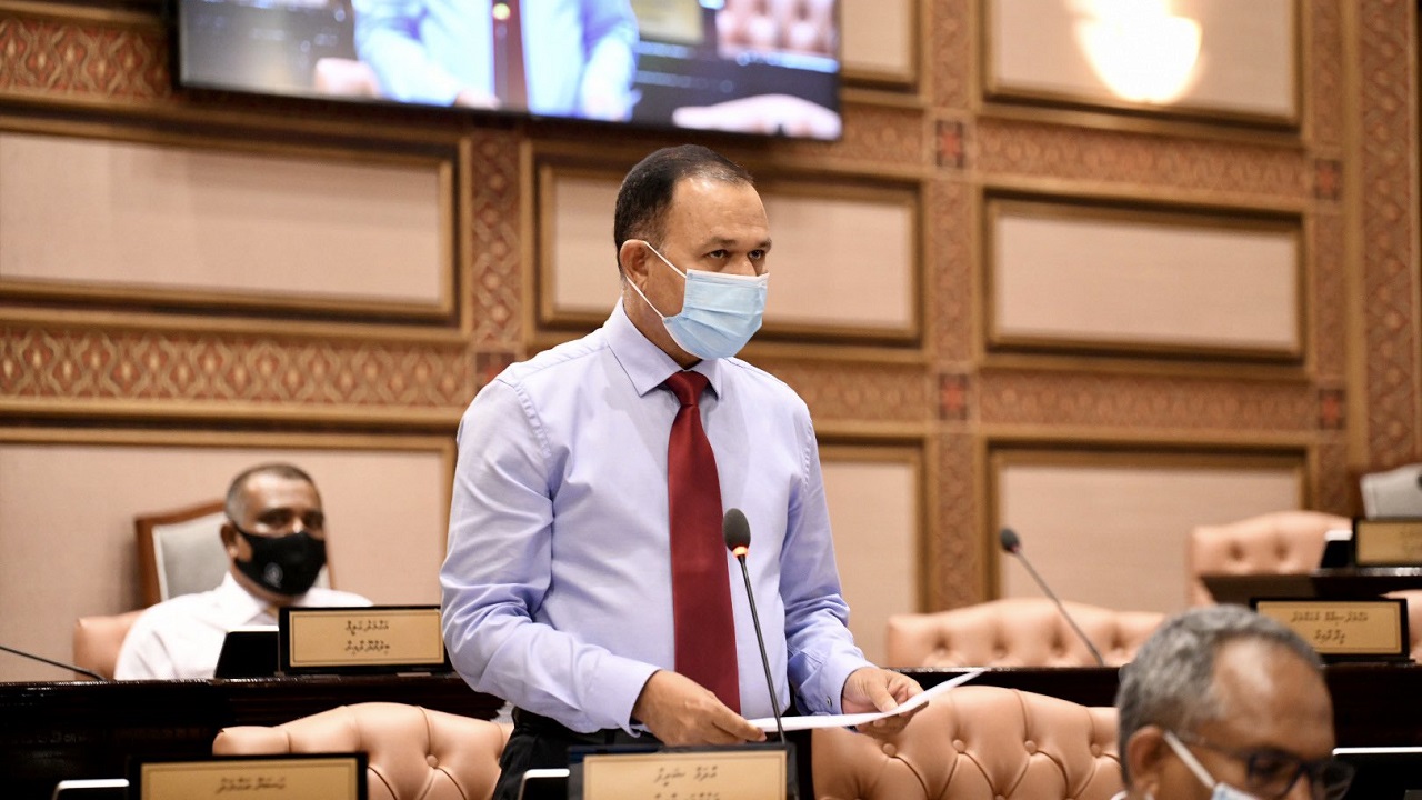 މަޖިލީހުގެ އިންކުއަރީގައި ޕީޕީއެމުން އިސްކުރީ ޤައުމީ ވިސްނުމާއި މަސްލަޙަތު - އާދަމް ޝަރީފް