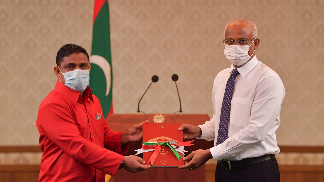 ތާރީޚު ދިރާސާކުރުމަކީ ދަރިވަރުންގެ ކޮނޑުގައި އެޅިފައިވާ ޤައުމީ މަސައްކަތެއް- ރައީސް