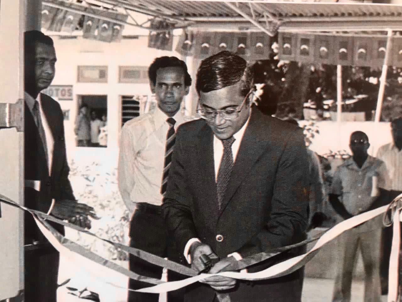 ރައީސް މައުމޫން 10 ޑިސެންބަރުގައި މަސްވެރިންގެ ދުވަސް ފާހަގަކުރަން ނިންމެވީ ކީއްވެ؟