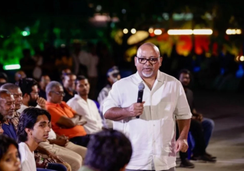 މުޒާހަރާއަށް މަގަށް ނިކުންނަނީ ބިނާކުރަނިވި މަޝްވަރާގެ ޖާގަ ނެތުނީމަ: ސަވާދު