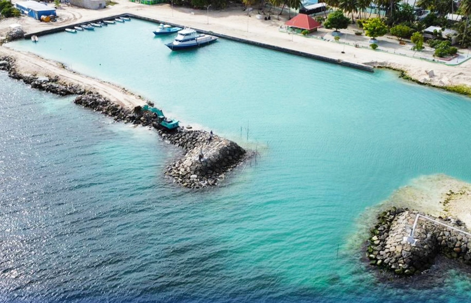 ކިނޮޅަސް ބަނދަރު ތަރައްޤީކުރުމުގެ މަޝްރޫއު ބާރަށް ކުރިއަށް!