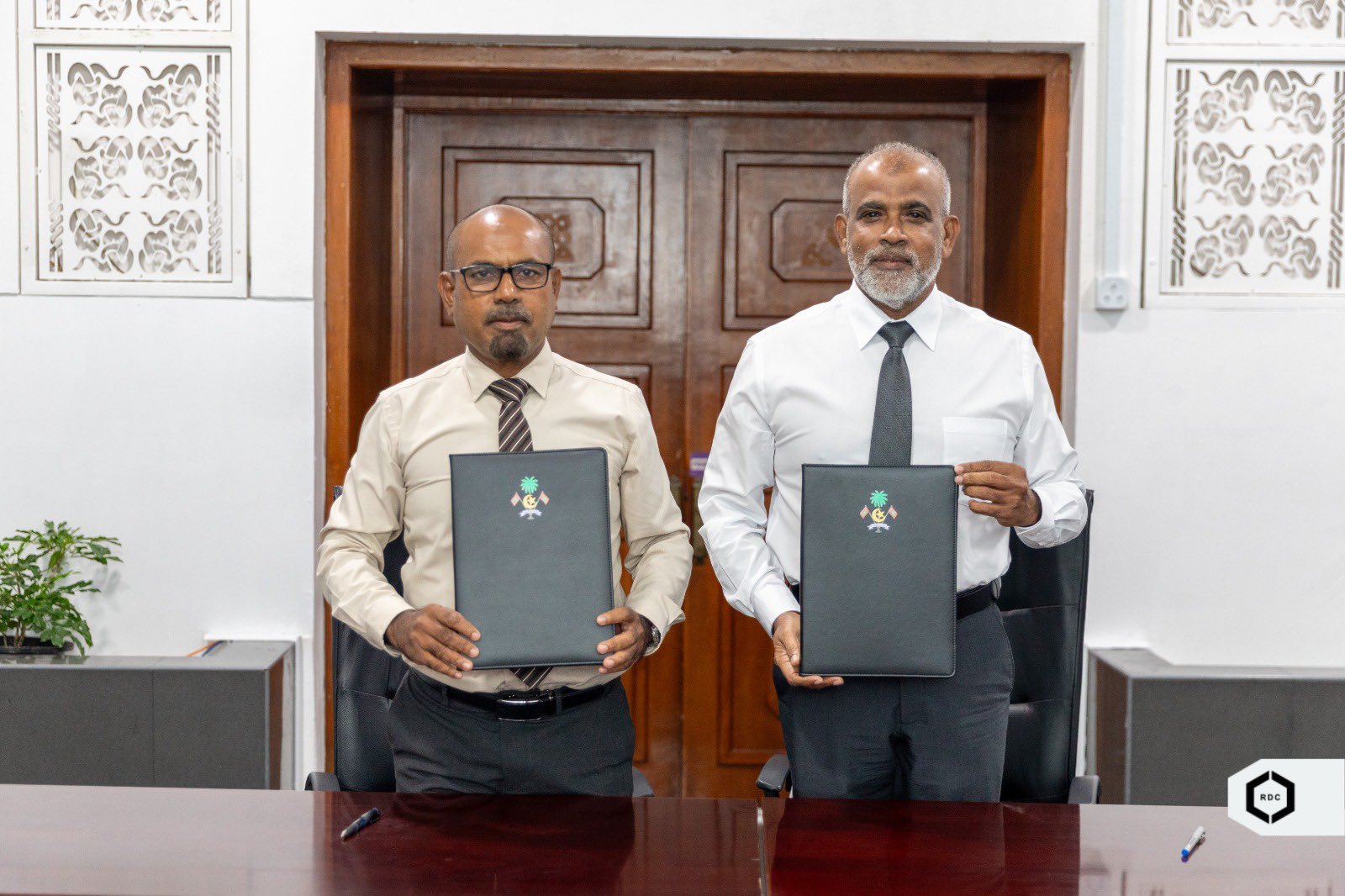 އޭދަފުށީ މަގުތައް ތަރައްގީކުރުމުގެ ދެވަނަ ފިޔަވަހީގެ މަސައްކަތް އާރްޑީސީއަށް