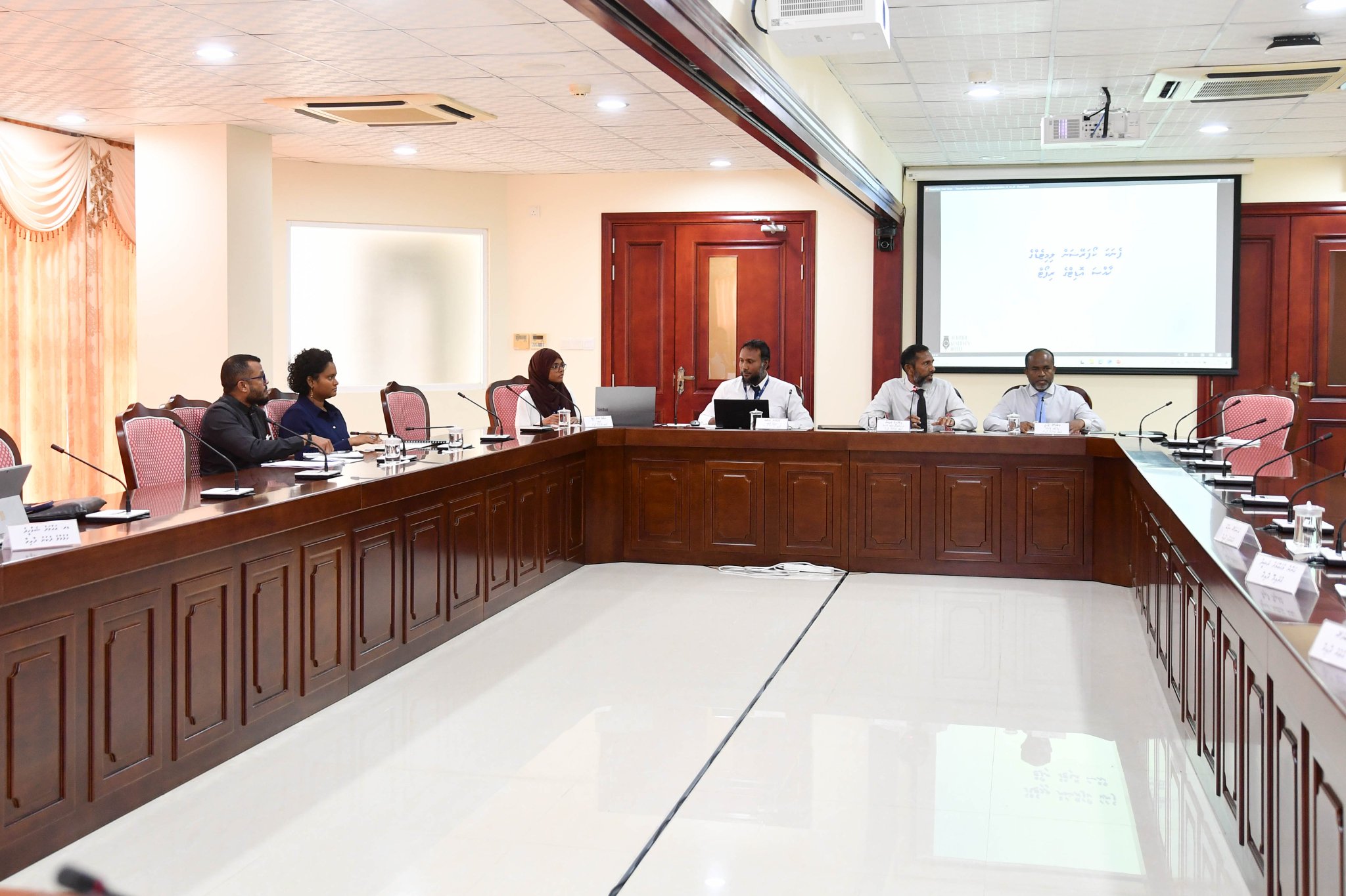 ފެނަކައިގެ ހާލަތު ގޯސްވީ ޒިންމާ ނަގަން ޖެހޭ ހުރިހާ އިދާރާތައް ފެއިލް ވުމުން: އޮޑިޓް އޮފީސް