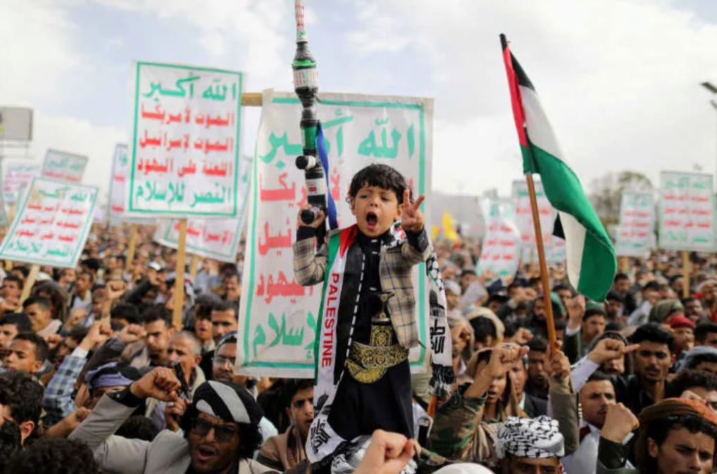 ދުޝްމަނުންނަށް ޖާސޫސްކޮށްދިން 17 މީހެއްގެ މައްޗަށް ޔަމަނުން މަރުގެ ހުކުމް އިއްވައިފި