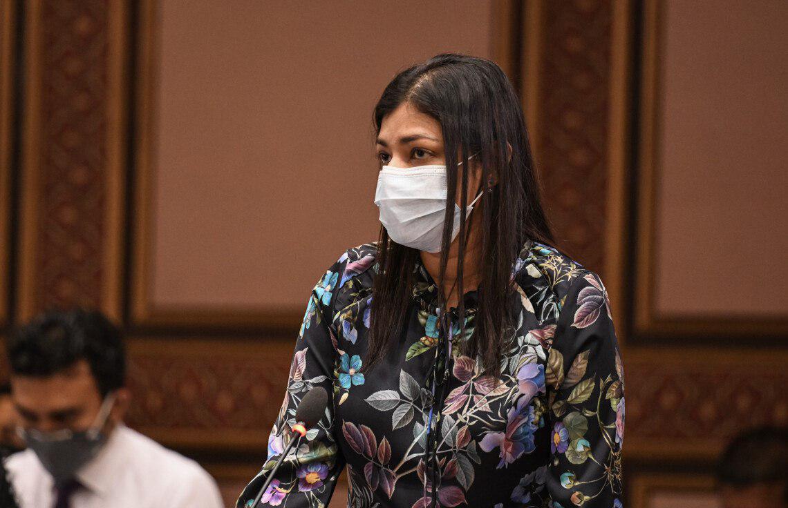 ސުޕްރީމް ކޯޓުން ދިނީ ތުންމެޓައެއް ކަމަށް އިދިކޮޅުން ބުނުމުން ރޮޒެއިނާ ރަތަށް