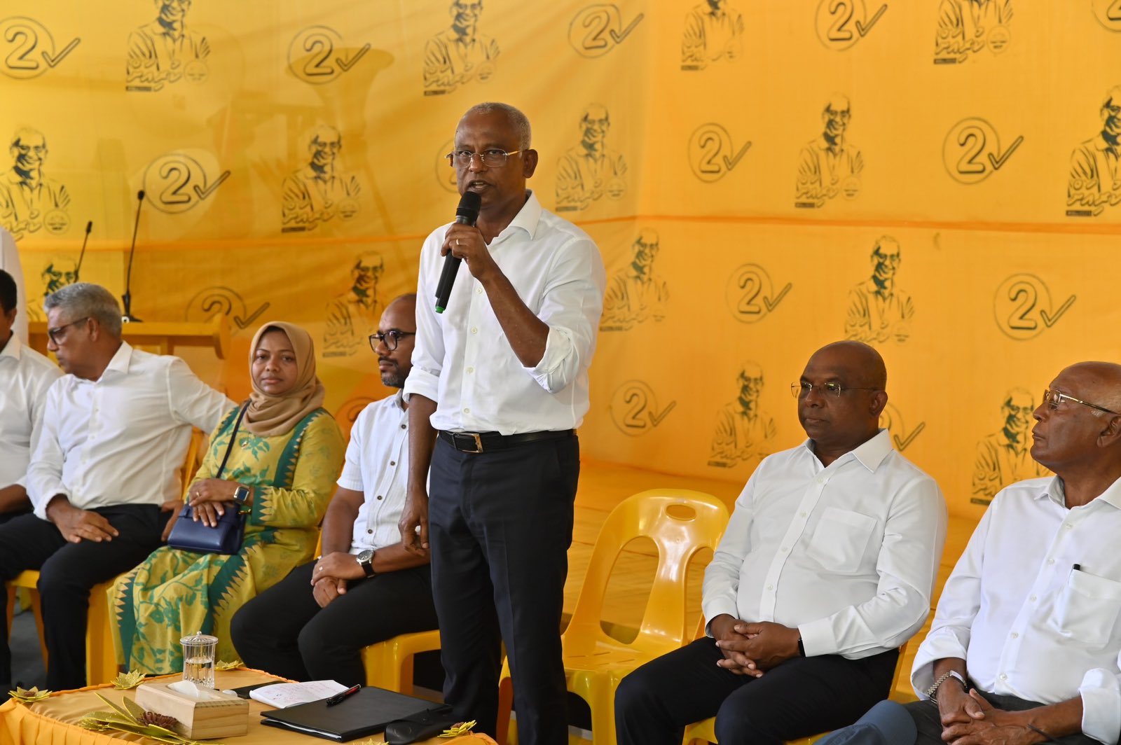 ކުންފުނިތަކުގައި ސަރުކާރުގެ ސިޔާސަތު ތަންފީޒުކުރެވޭކަން ޔަގީންކުރާނަން: ރައީސް ސާލިހު