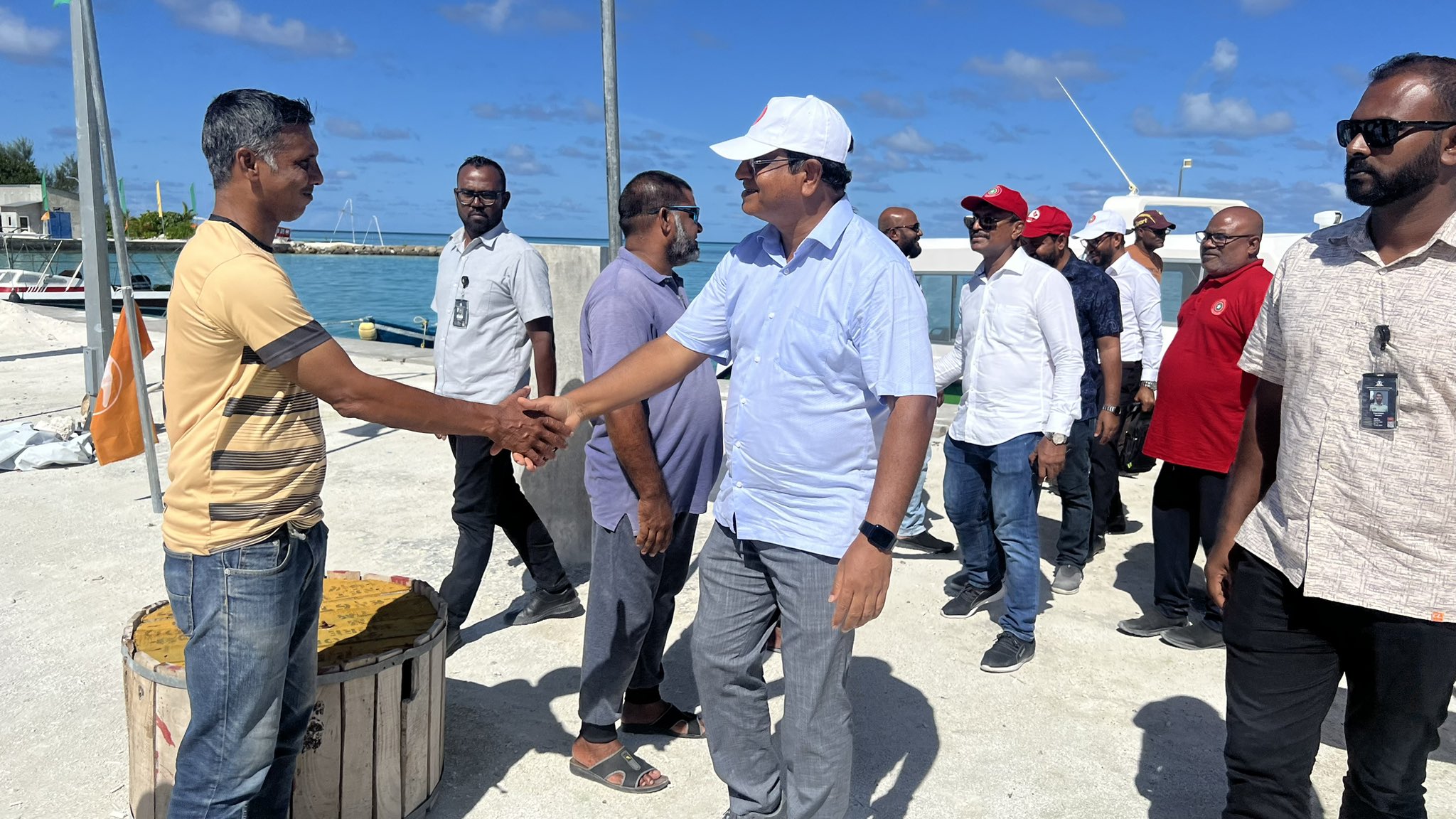 ގާސިމްގެ ރަނިންމޭޓް ޑރ.އަމީން ތ. އަތޮޅަށް!