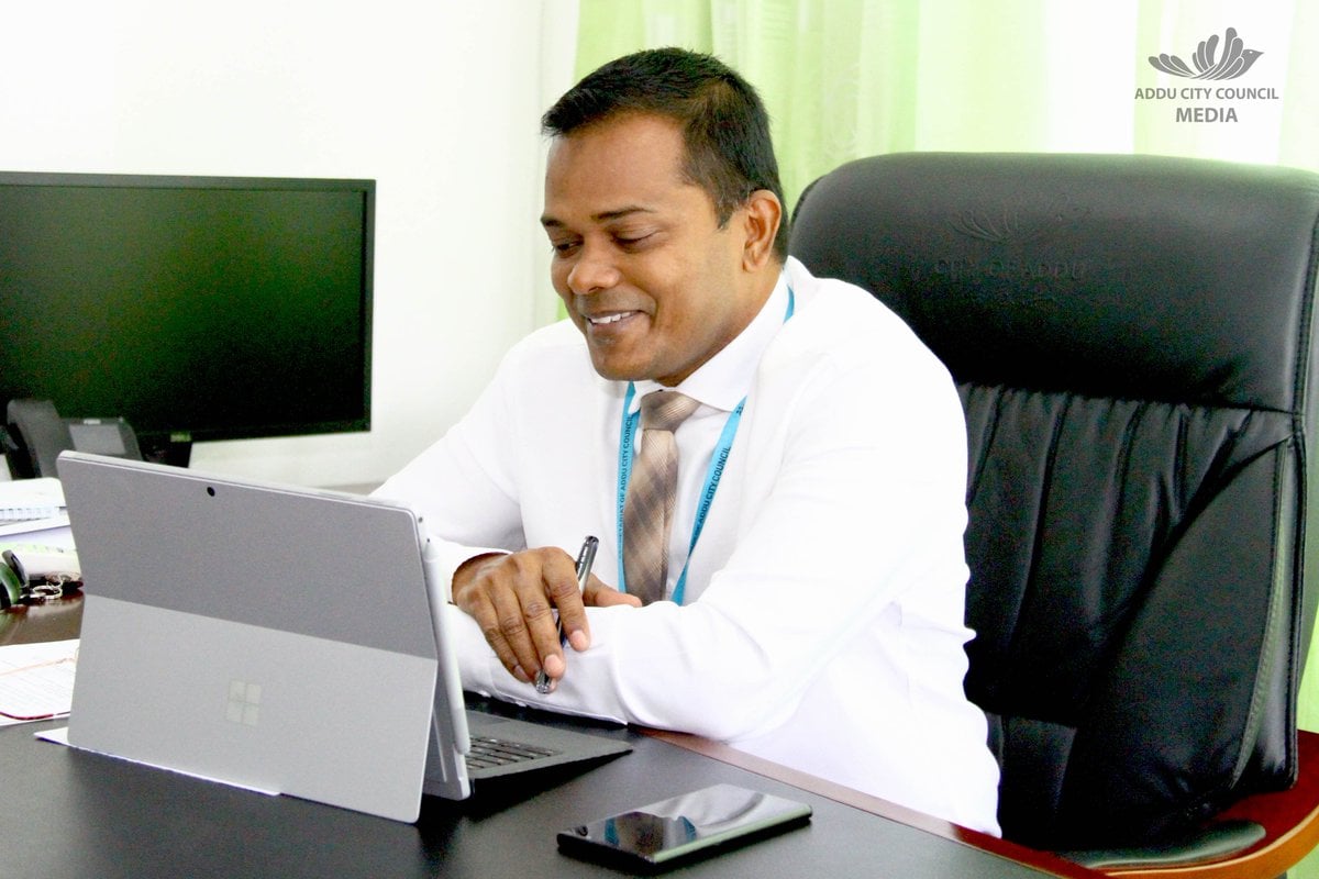 މޮޔަ ނުގޮވައި ހަރުދަނާ ސިޔާސަތެއް ހުށައަޅައި ކެމްޕޭންކުރުން މުހިންމު: ނިޒާރު