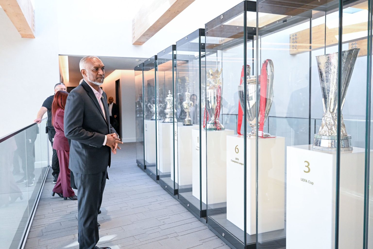 ރައީސް ލިވަޕޫލްގެ ޓްރެއިނިން ސެންޓަރަށް ޒިޔާރަތްކުރައްވައިފި