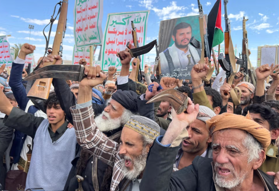 އެމެރިކާގެ ހަމަލާތައް ވަރުގަދަކުރާތީ ހޫތީ ލީޑަރުން މޮބައިލް ފޯނު ބޭނުންކުރުން މަނާކޮށްފި