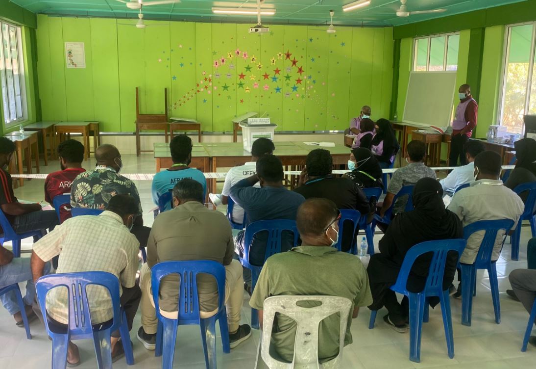 އިންތިހާބާއި ގުޅޭގޮތުން ބޮޑު މައްސަލައެއް ނެތް: އިލެކްޝަންސް