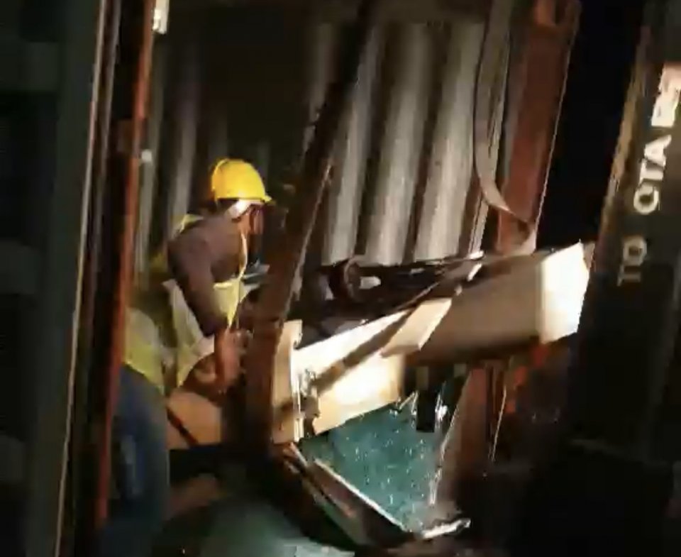 ބިއްލޫރި ޕެލެޓެއް ވެއްޓި އަނިޔާވި މީހާ ފަރުވާދެމުންދަނިކޮށް ނިޔާވެއްޖެ