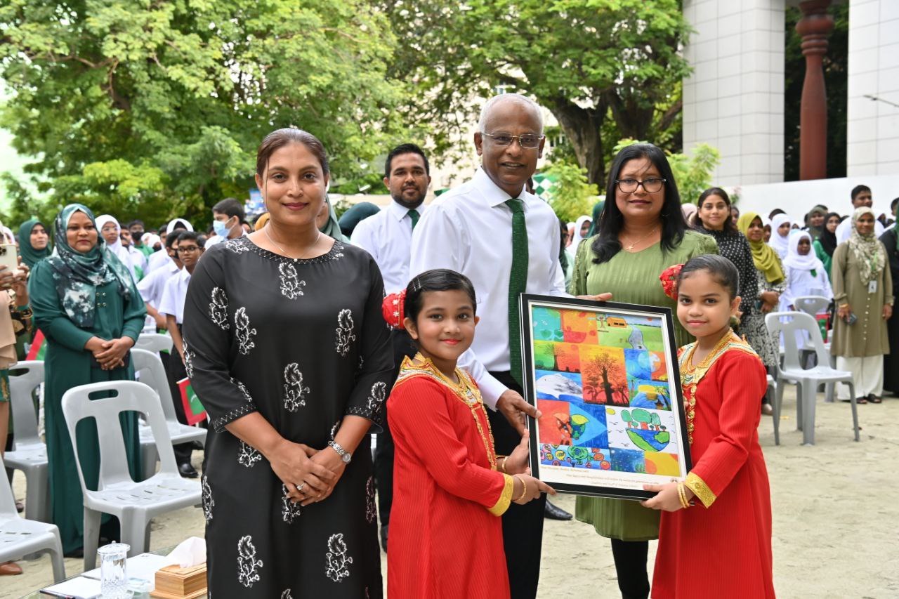 ކާމިޔާބީއަށް ވާސިލުވުމަށް ކޮންމެކުއްޖަކުވެސް ހުނަރާއި ޤާބިލިއްޔަތު ދެނެގަންނަންޖެހޭ - ވަޒީރު