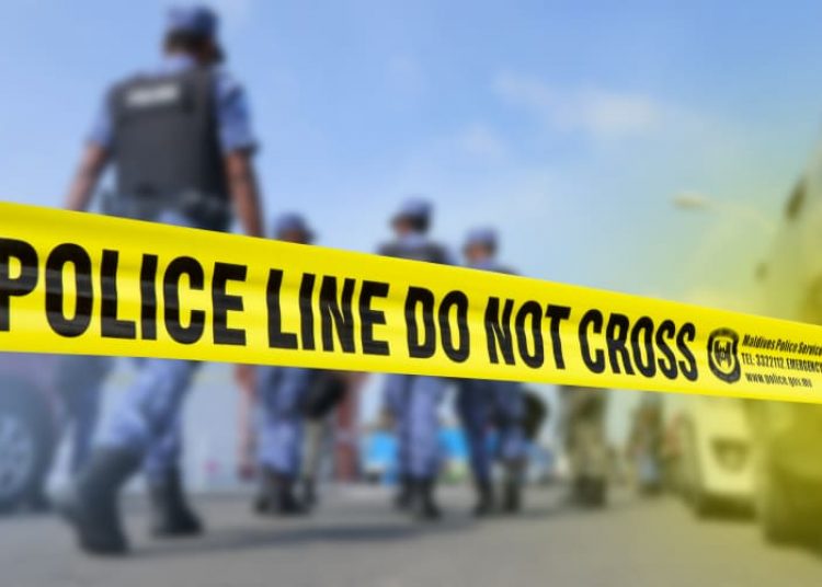 އައްޑޫ ސިޓީ ހިތަދޫގައި ތޫނު އެއްޗަކުން ހަމަލާދީ މީހަކު ޒަހަމް ކޮށްލައިފި