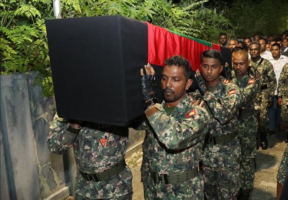 މޭޖަރ ޢަލީ ސަލީމުގެ ޖަނާޒާ ރަސްމީ ޢިއްޒަތުގައި ބާއްވައިފި