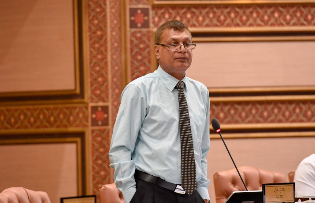 ލީޑަރުންގެ މެދުގައި އުފެދޭ މައްސަލަަތަކުން ޤައުމަށް ލިބޭ ގެއްލުން ބޮޑުވާނެ: އައްޑޫ ޝަރީފް