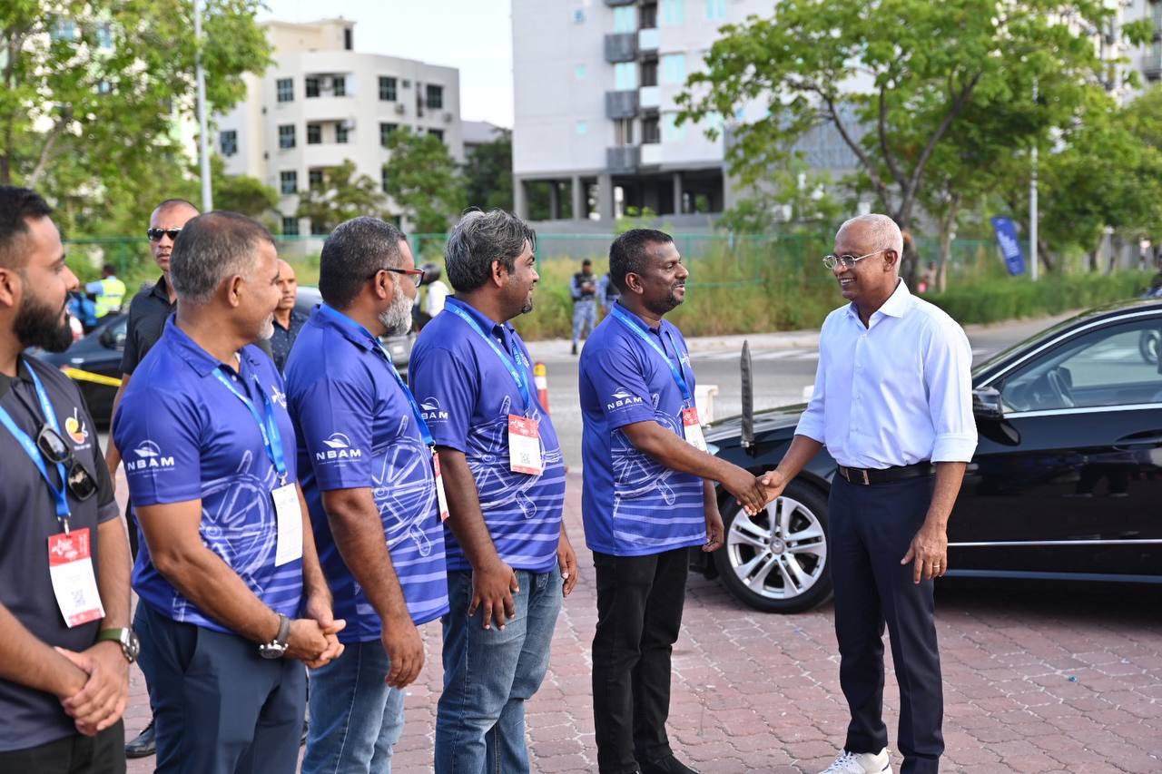 ރައީސް ސާލިހު މެރިން އެކްސްޕޯއަށް ޒިޔާރަތްކުރައްވައިފި