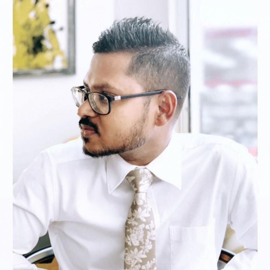 ޓޫރިޒަމް މިނިސްޓްރީގެ ސީނިއާ ޕޮލިސީ ޑިރެކްޓަރ ހައްސާން މަގާމުން ވަކިކޮށްފި