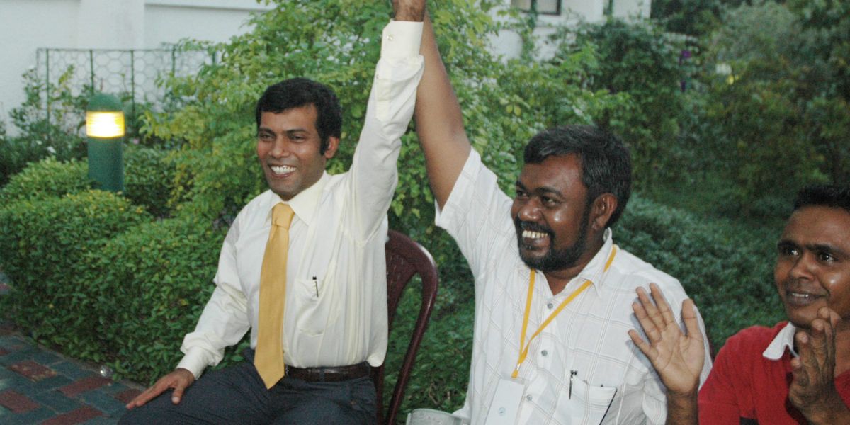 މާލެއިން އެމްޑީޕީގެ ސަޕޯޓް ފަނޑުވީ ރައީސް ނަޝީދުގެ ބަދިގެ އަކަށް ޕާޓީ ހެދުމުން: އިބްރާ