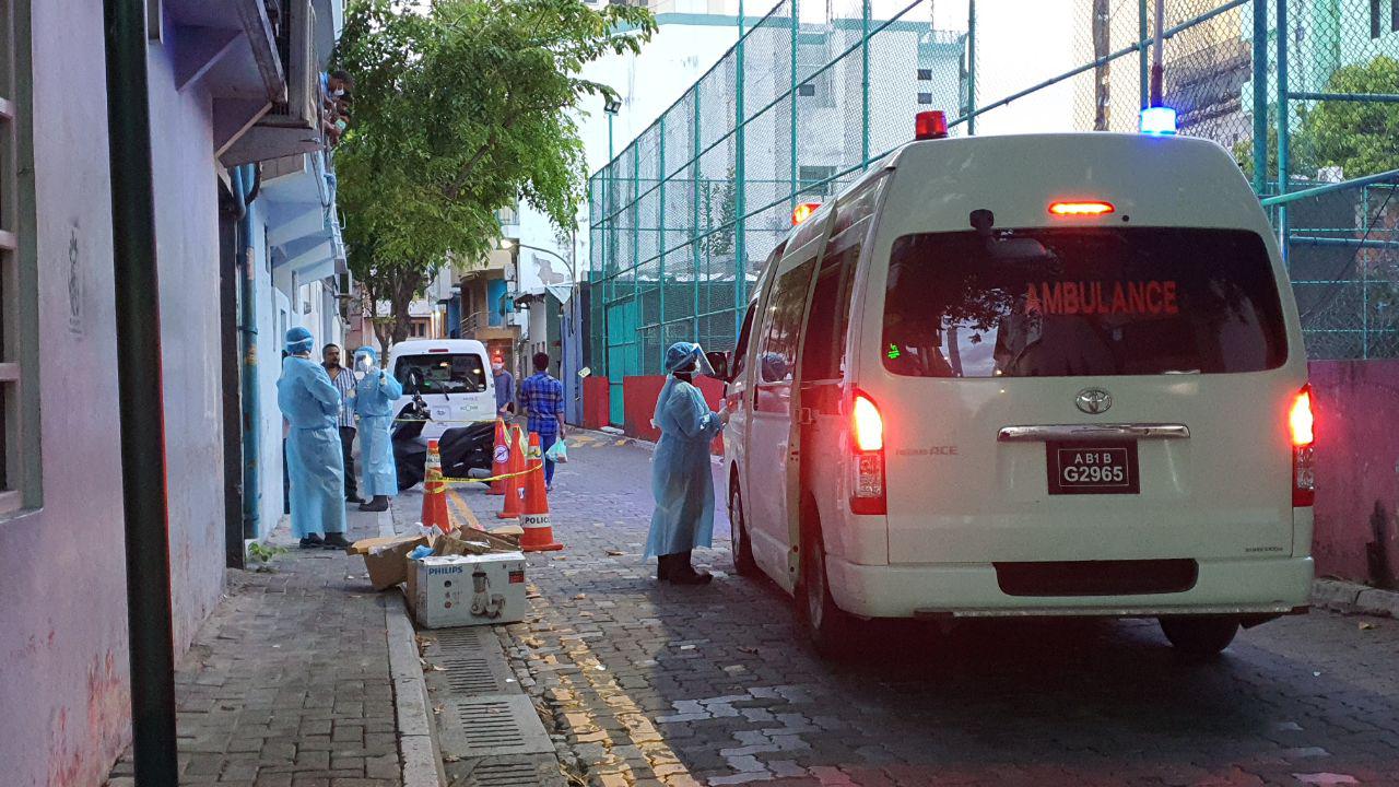 ކައިވެނީގެ ހަފްލާއަކަށް ދިޔަ 35 މީހަކު ކޮވިޑަށް ޕޮޒިޓިވްވެއްޖެ